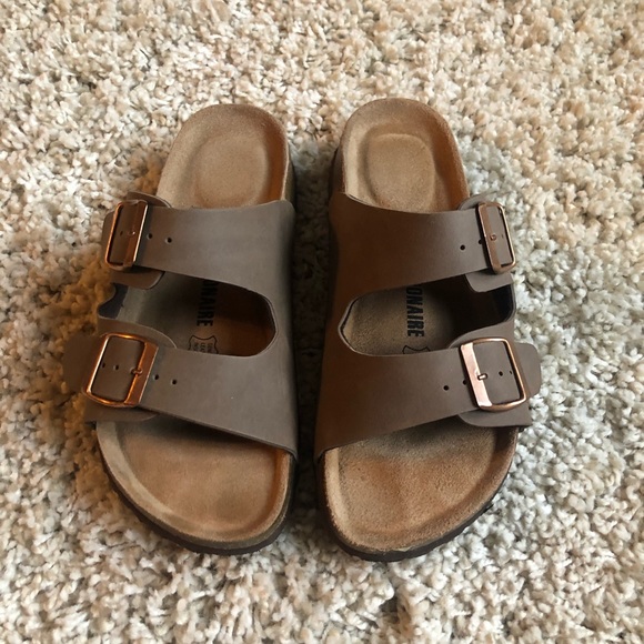 cushionaire sandals